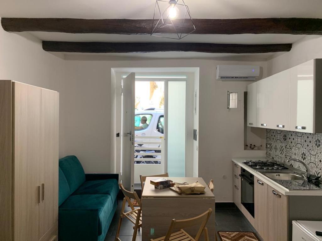 Apartament Viky House Chiaia Neapol Zewnętrze zdjęcie