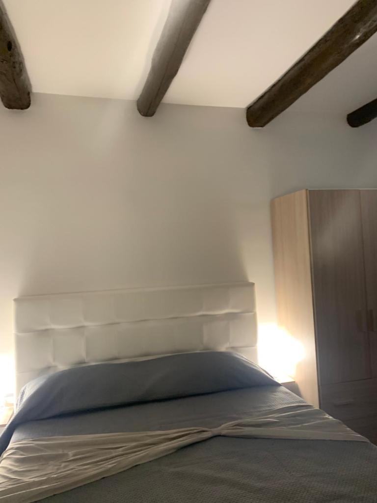 Apartament Viky House Chiaia Neapol Zewnętrze zdjęcie