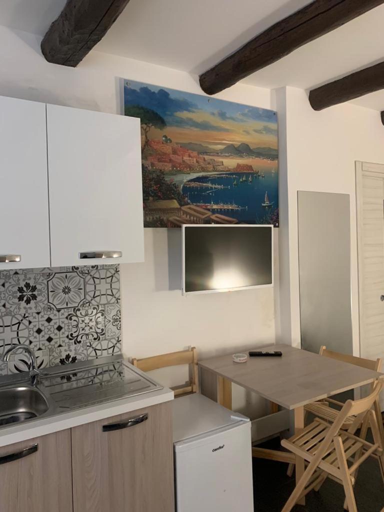 Apartament Viky House Chiaia Neapol Zewnętrze zdjęcie